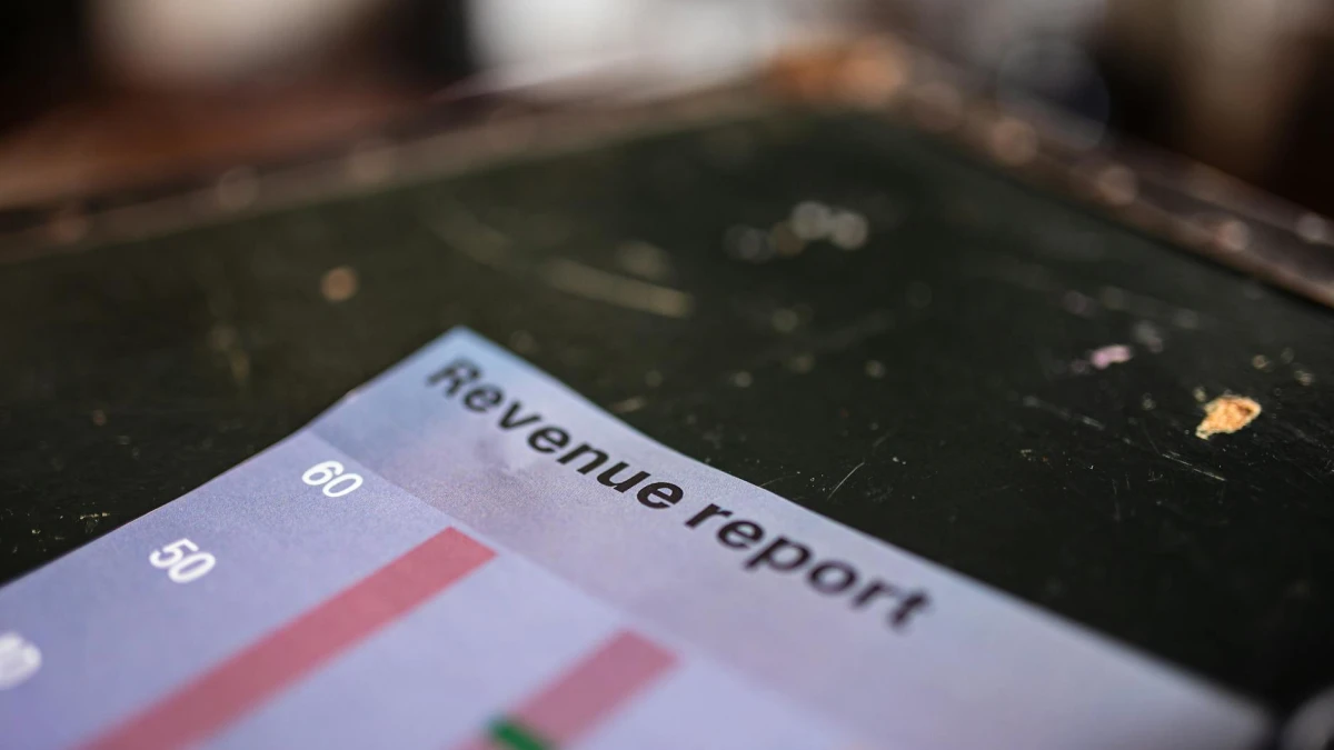 BNY (BK) Q1 Earnings: $5.4B Revenue, 42% EPS Growth Reported