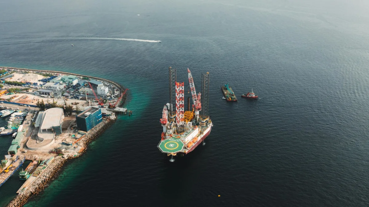 Borr Drilling (BORR) Completes $300M Convertible Notes Offering