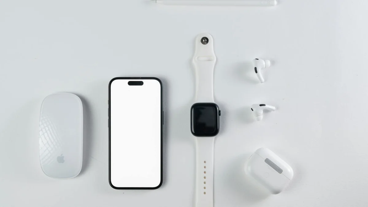 Apple (AAPL) defeats new import ban bid for Apple Watch