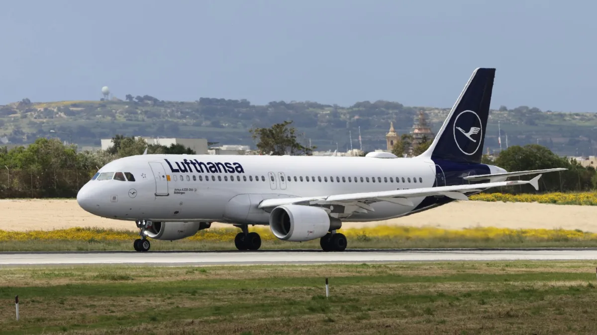 Regional Airline Shutdowns Impact Lufthansa (LHA) Operations