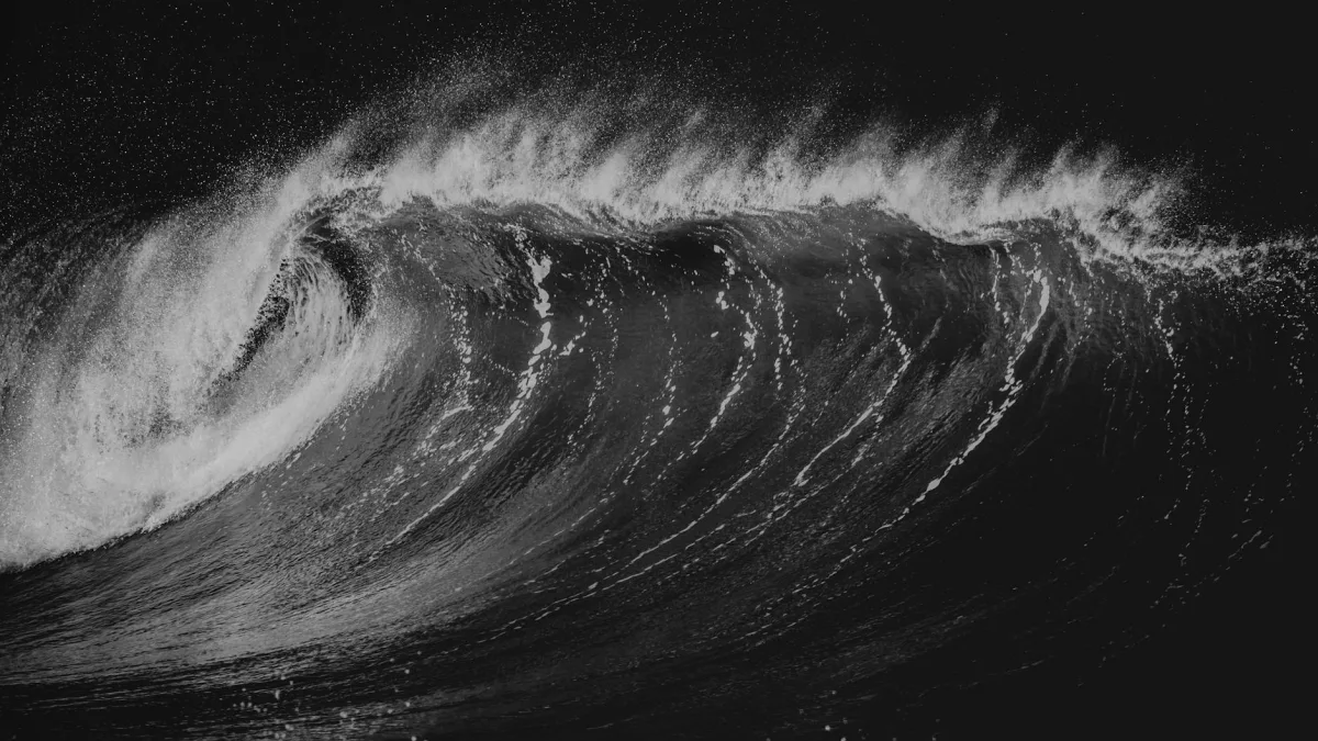 Japan's 7.5-Magnitude Quake Triggers Tsunami Warnings