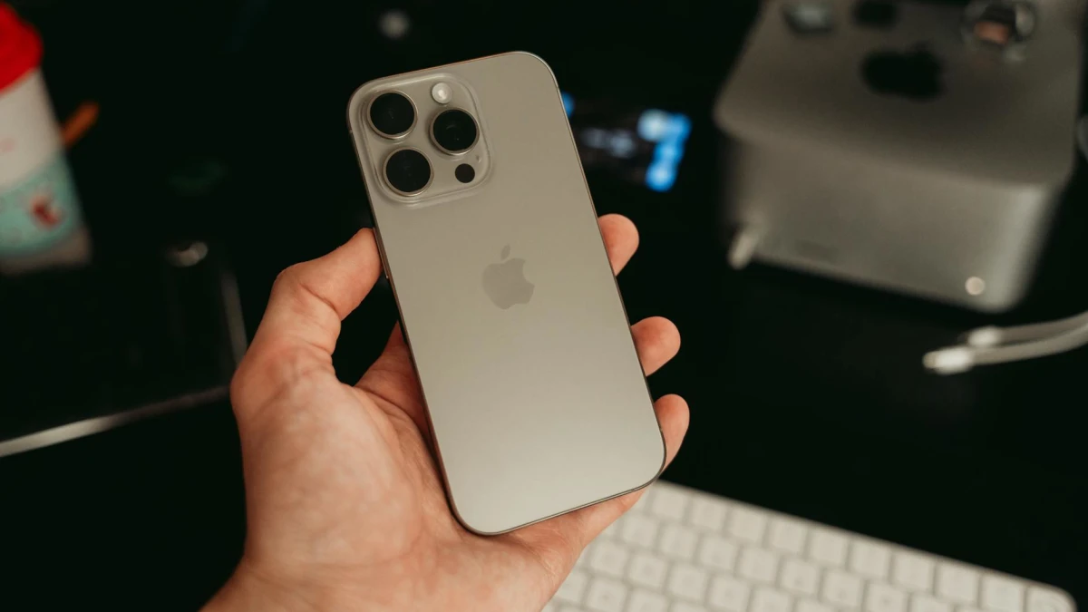 Apple (AAPL) Names John Ternus New CEO, Cook as Executive Chairman