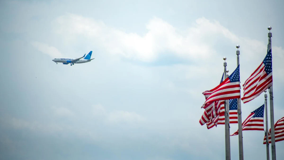 Trump Weighs Taxpayer Takeover of Spirit Airlines (SAVE)