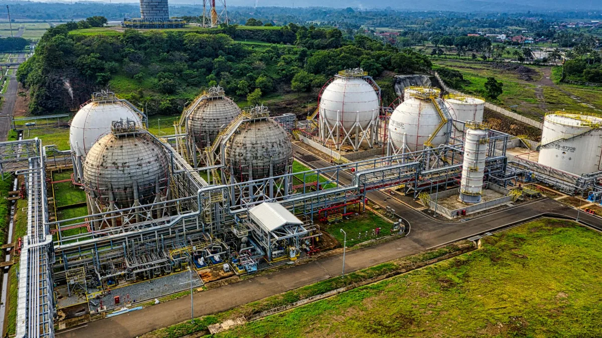 Natural Gas Market Sees Decline Amid Storage Concerns