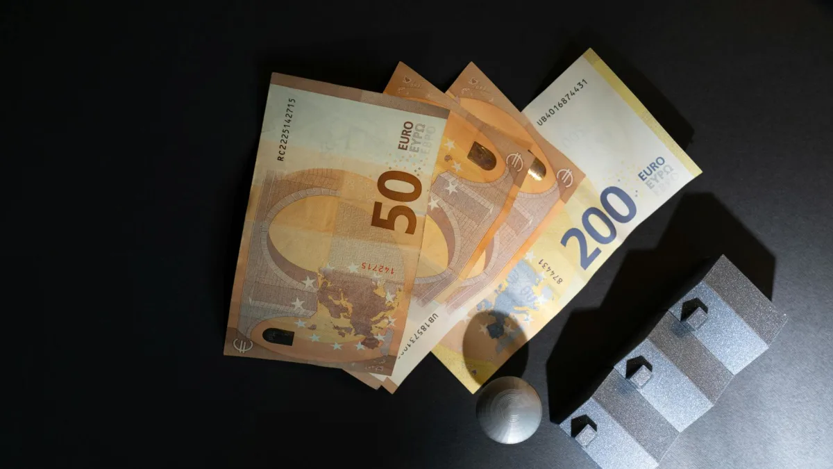 Realty Income (O) tracks 13.3% annualized return since 1994