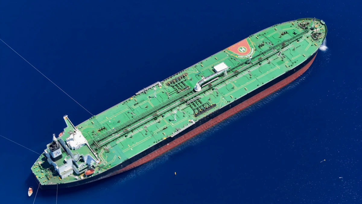 Brent Crude Oil Surges Above $117 Amid Iran Blockade Reports