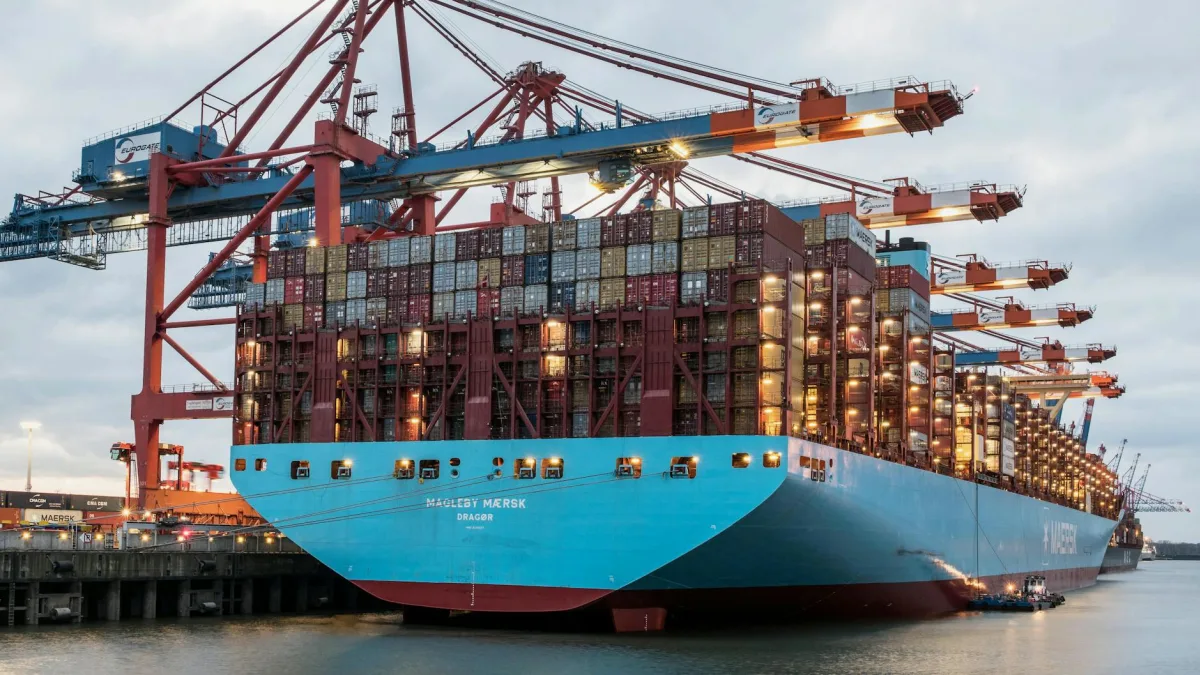 Maersk (MAERSK) Sees $500M Monthly Cost Increase from Iran Conflict