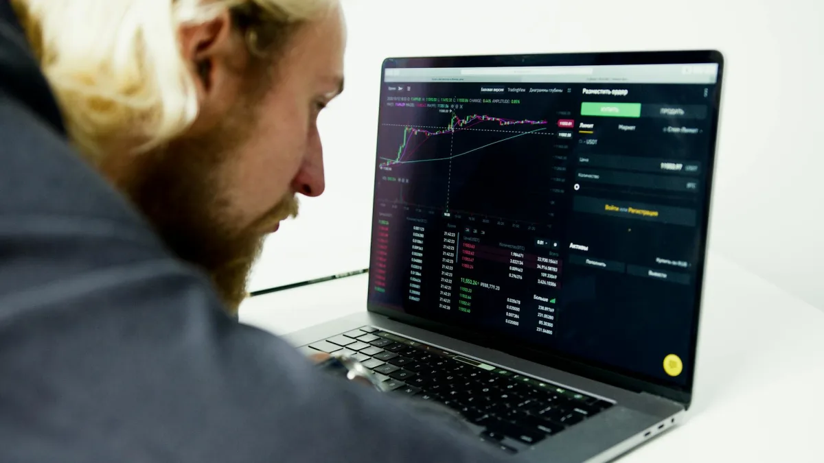 Cybersecurity Stocks Benefit from AI Risks, Say Analysts