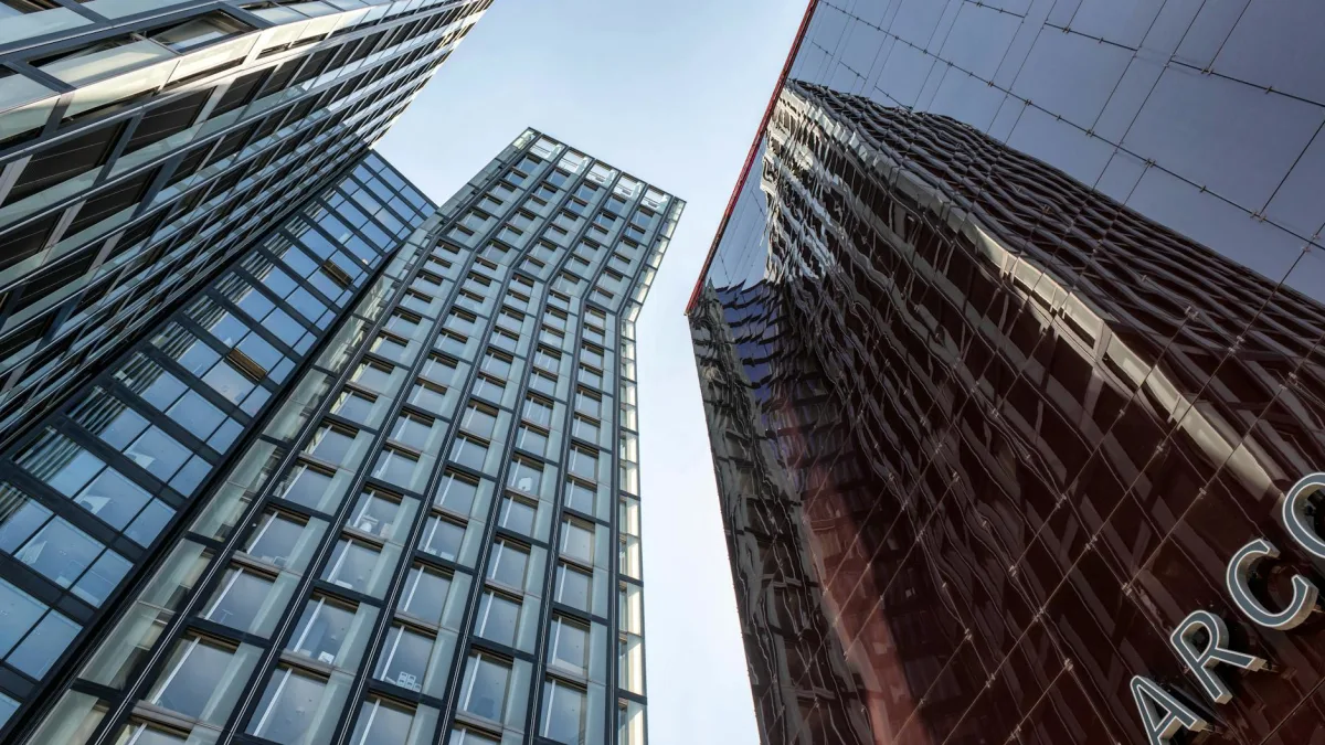 Arqiva Ownership Change as IFM Sells Stake to Polus
