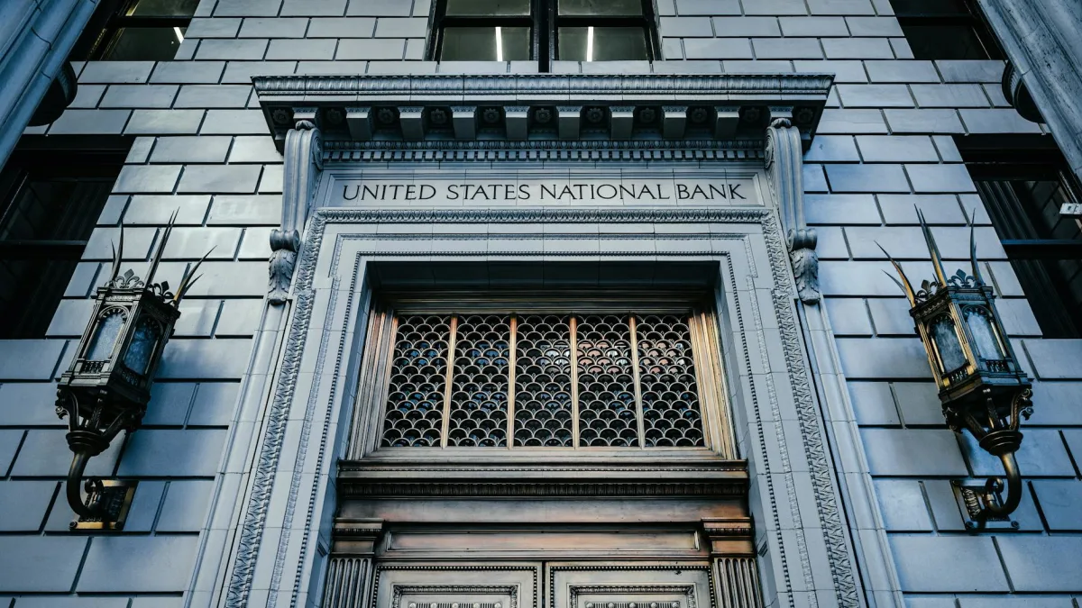 Kevin Warsh Confirmed as Fed Chair with 54 Senate Votes