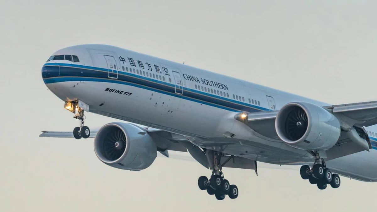 Boeing (BA) Stock Drops as China Orders 200 Jets Instead of 500