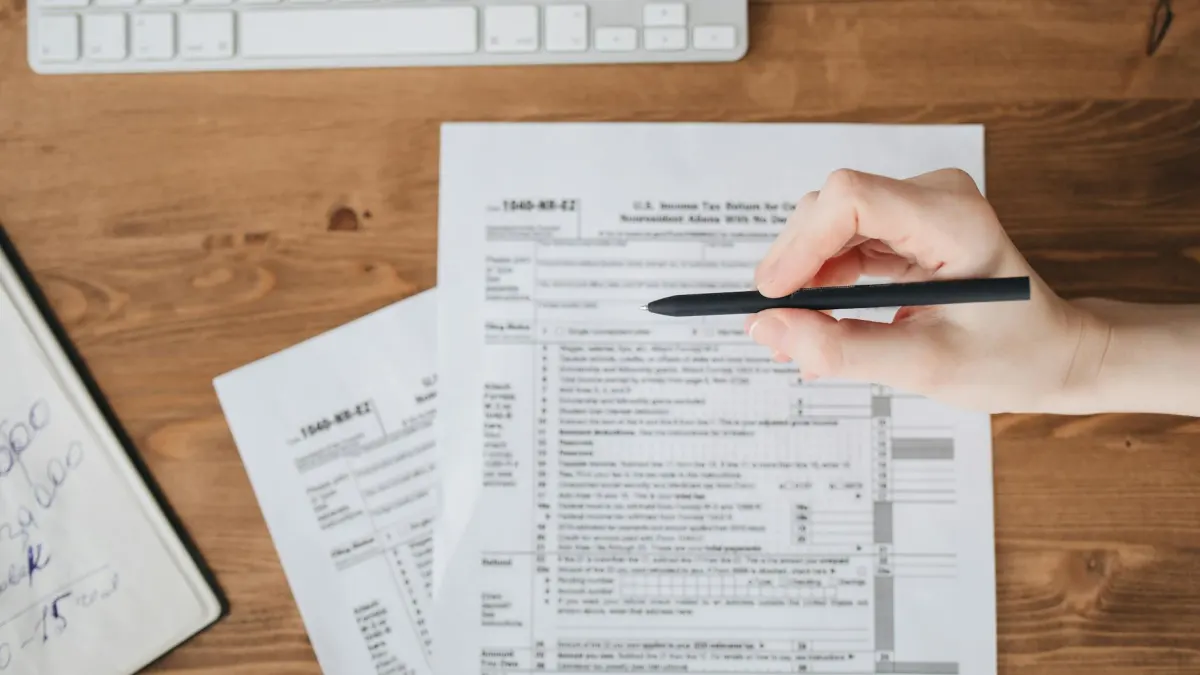 CIEN Form 144 Filing on 15 May