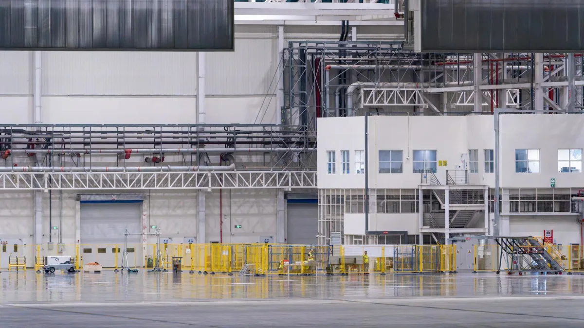 Textron (TXT) Opens New 35,000 Sq Ft Service Facility in Australia
