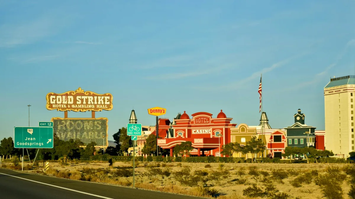 Franco-Nevada (FNV) Targets 510K-570K Gold Ounces in 2026