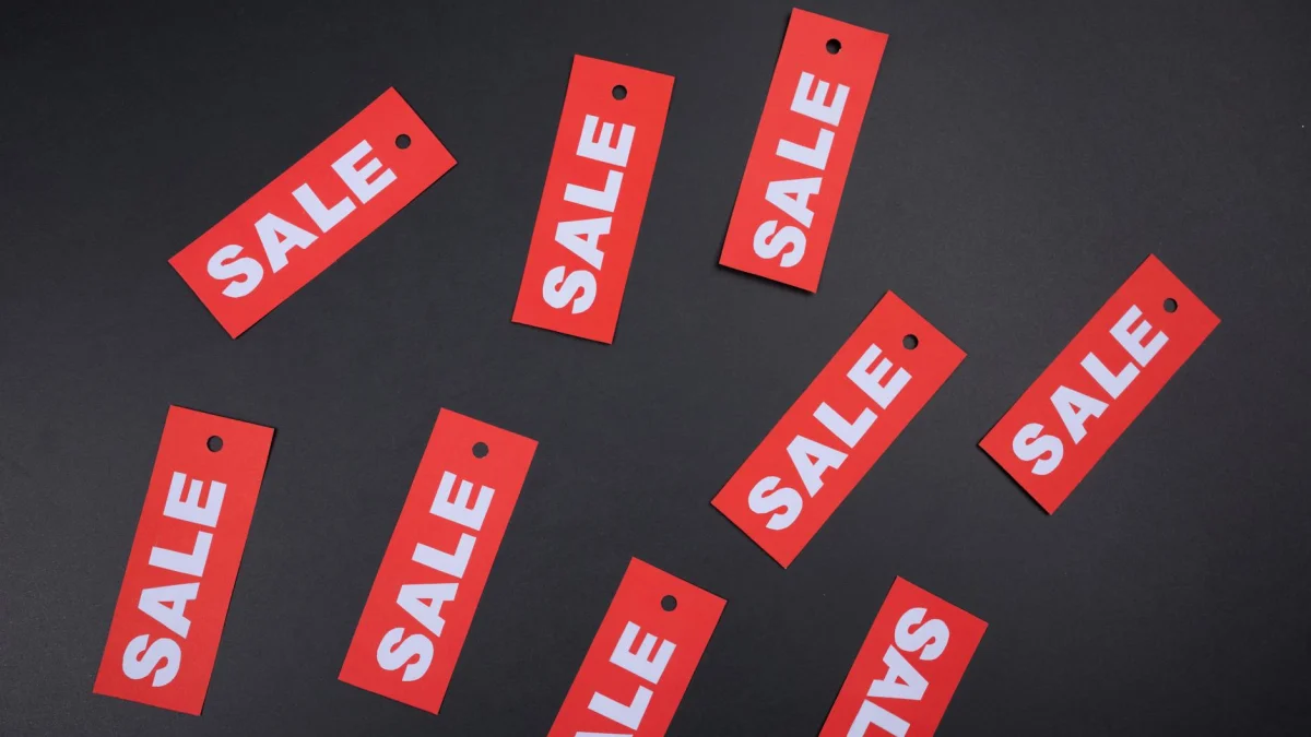 Amazon (AMZN) Dominates 40.5% of U.S. Online Retail Sales