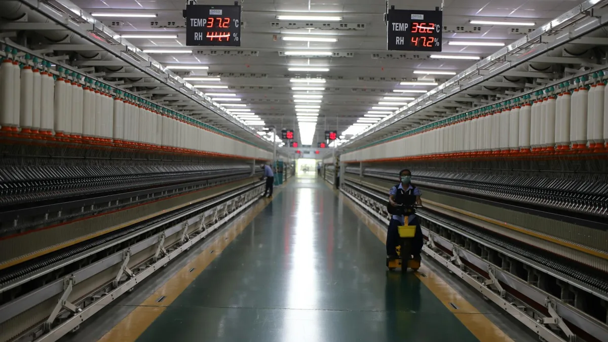 Chipmakers Face Supply Chain Pressure Amid Iran Conflict