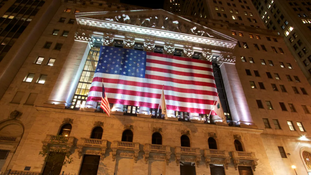 S&P 500 Up 7.4% but Bond Yields Pressure Stocks