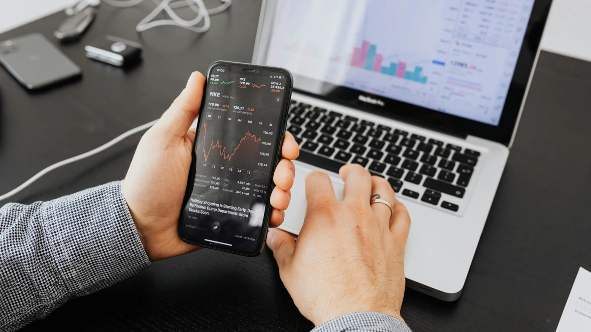 Intel (INTC), Micron (MU) Stocks Bounce Ahead of Nvidia (NVDA) Earnings