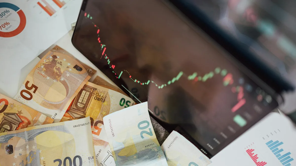 Bank of America (BAC) sells $32,354 in Neuberger Fund shares