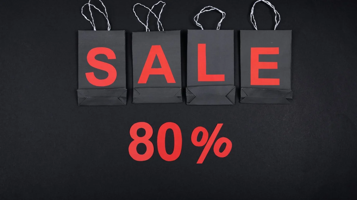 Amazon (AMZN) Memorial Day Sales Offer Up to 90% Discounts