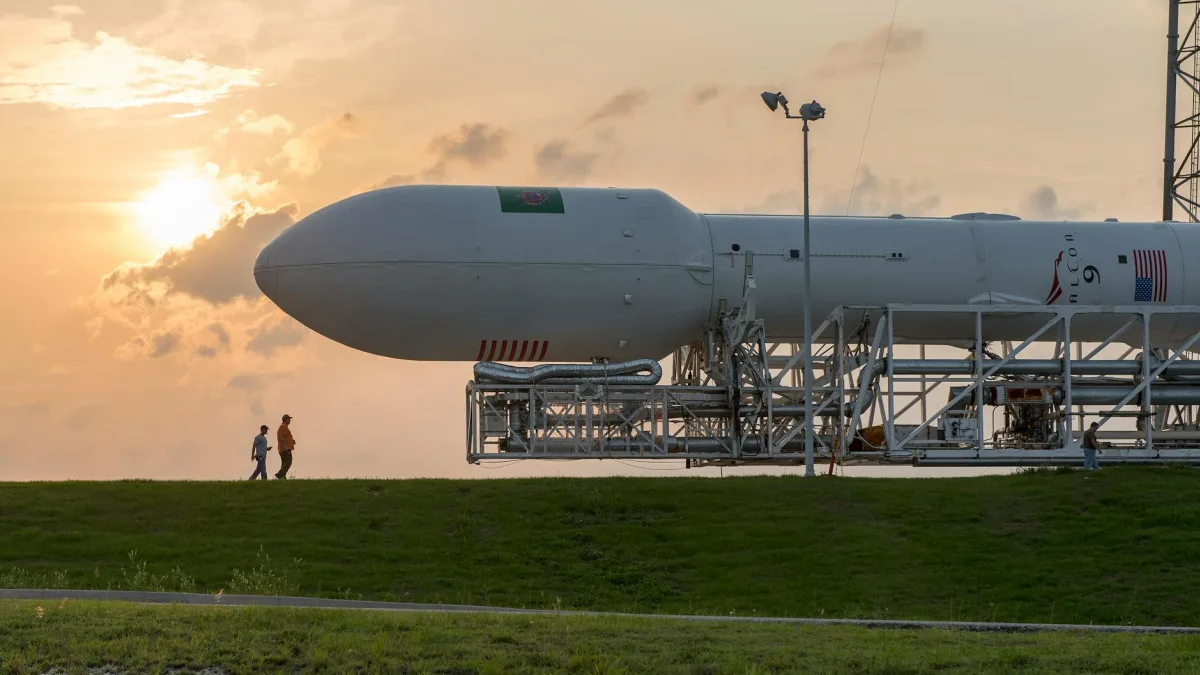 SpaceX (SPACEX) Launches Largest Starship on Test Flight
