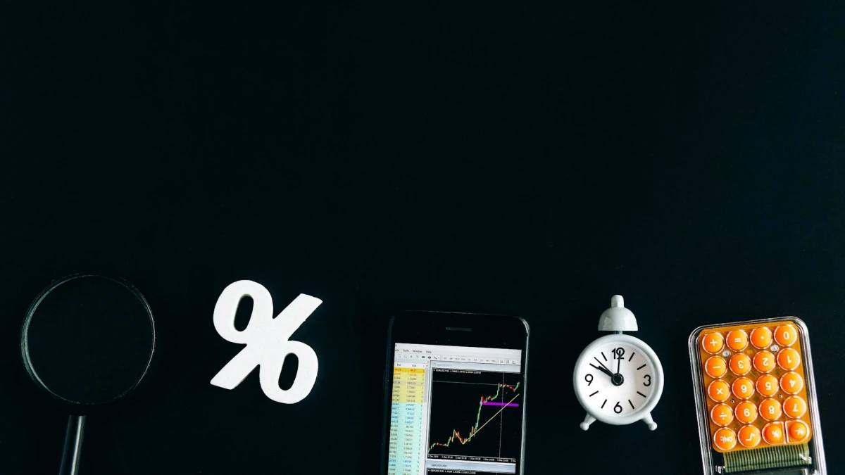Bond Strategy for Investors: Neutralize Interest Rate Hikes