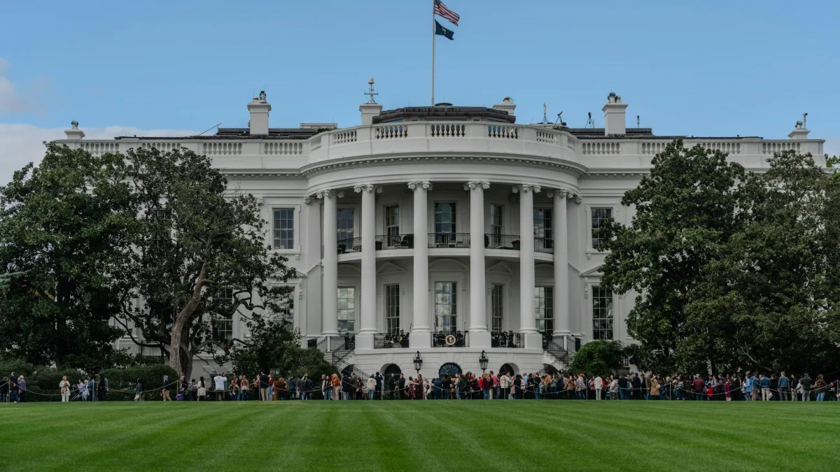 Secret Service Shoots Individual Near White House: 2 Critical Injuries