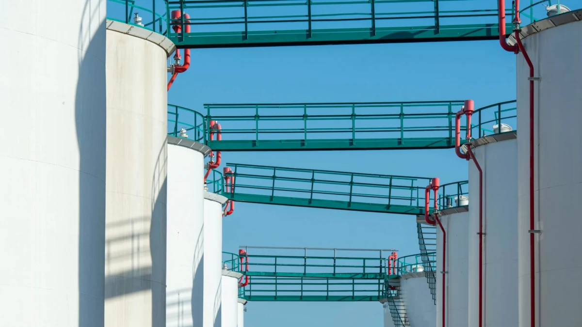California chemical tank risks increase amid rising temperatures