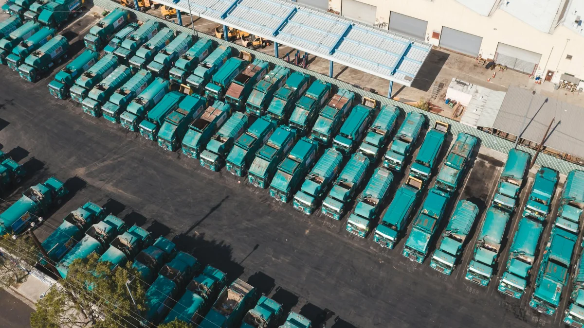 Republic Services (RSG) navigates margin strength amid revenue concerns