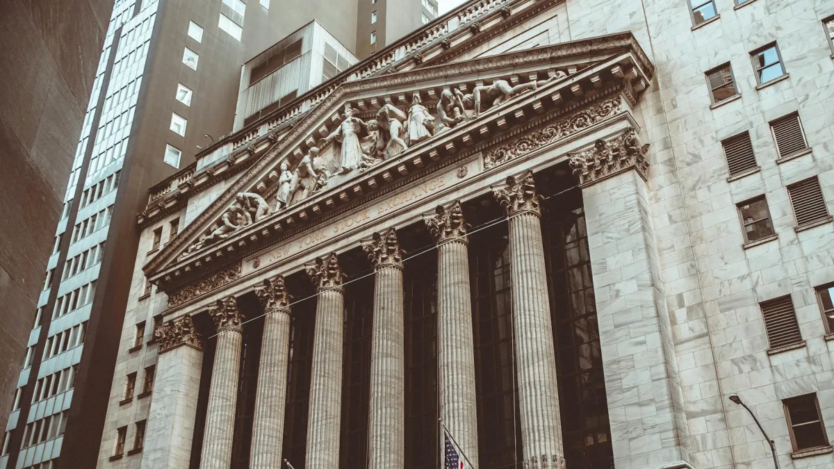 S&P 500 (SPX) Gains 9% YTD Despite Record Low Consumer Sentiment