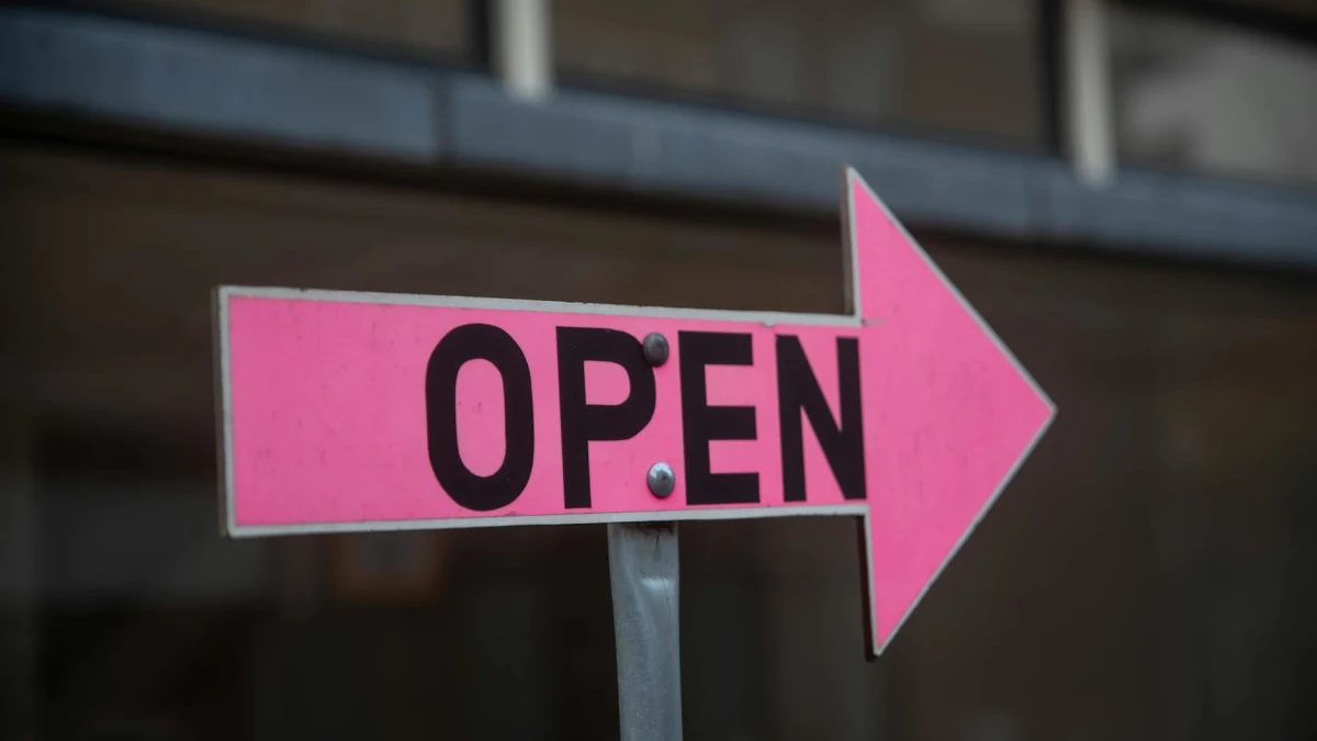 Stores Open Memorial Day 2026: Costco, Walmart, and Target Details