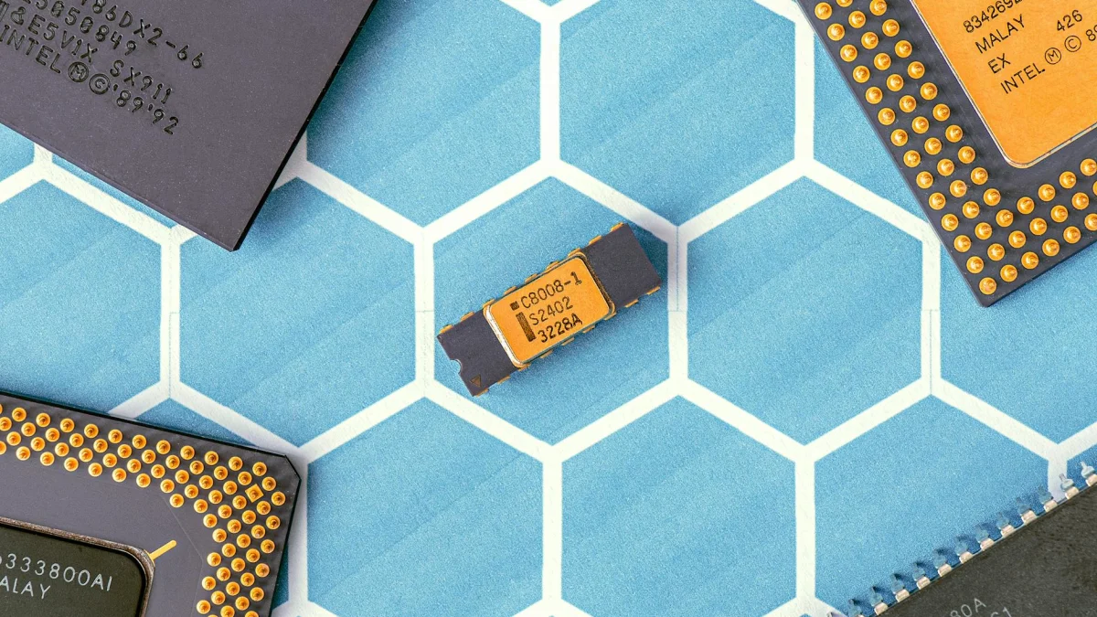 Lattice Semiconductor (LSCC) Exceeds Q1 2026 Earnings Estimates