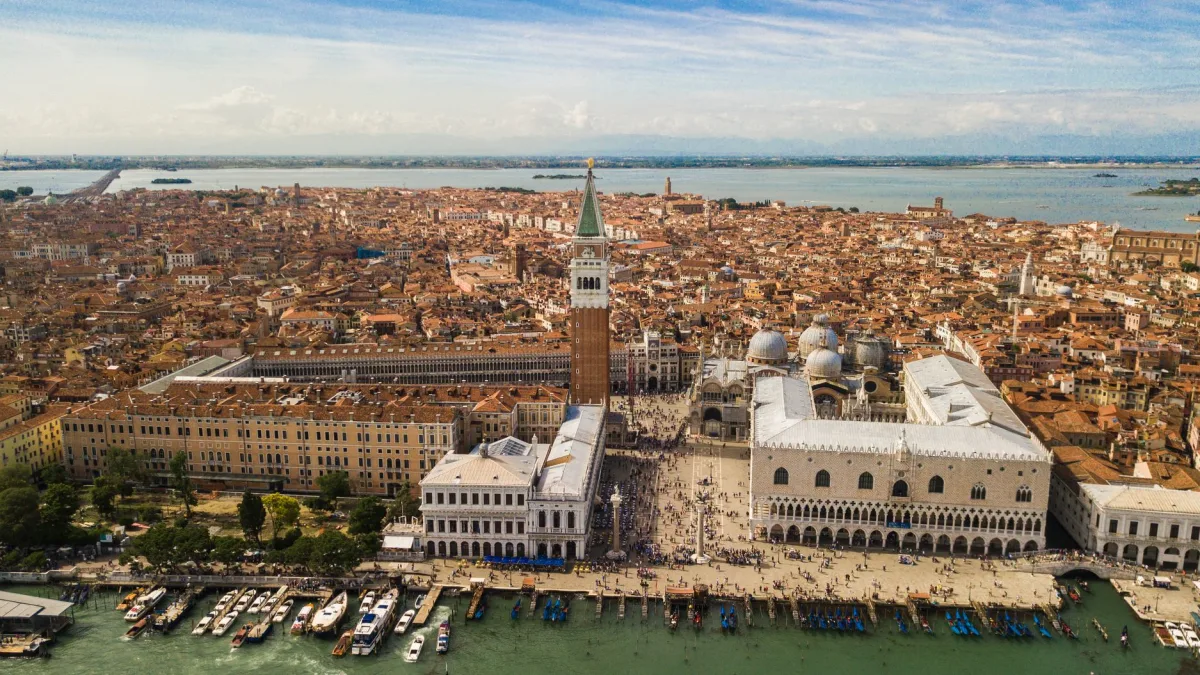 Venice Mayoral Vote Results: Meloni Coalition Wins Against Polls