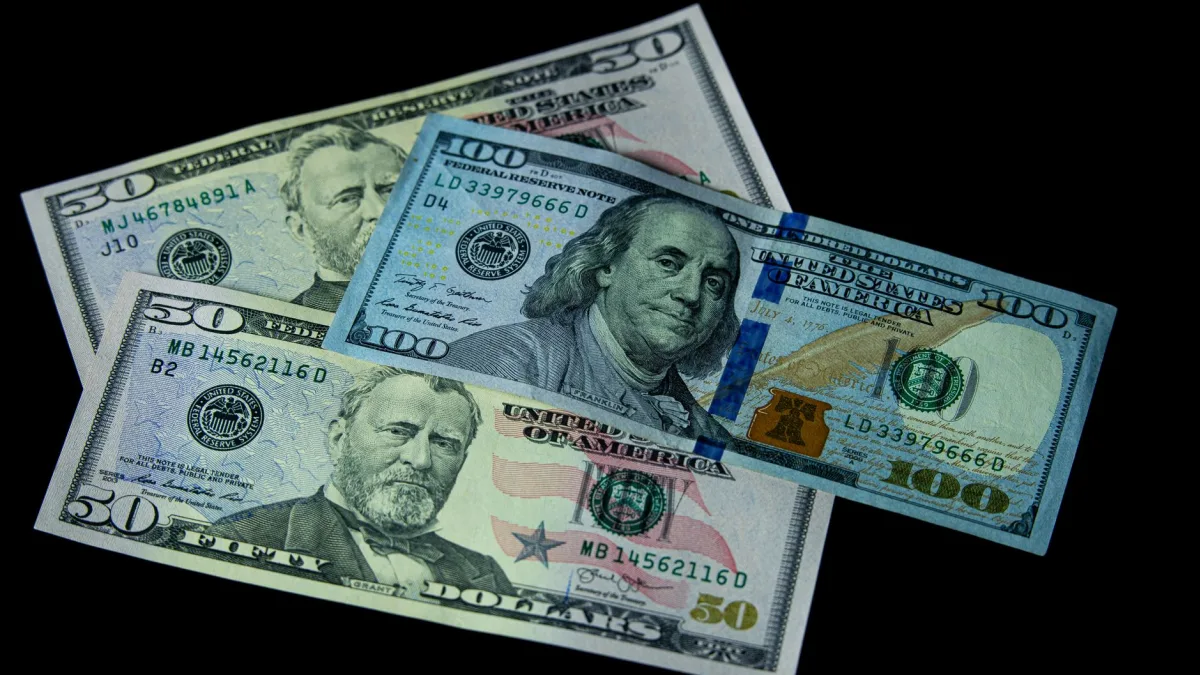 Dollar Strengthens After US-Iran Strikes Causes Market Concerns