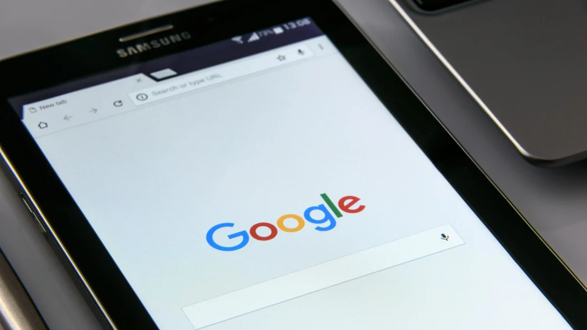 Google (GOOGL) Engineer Charged with $1M Insider Trading