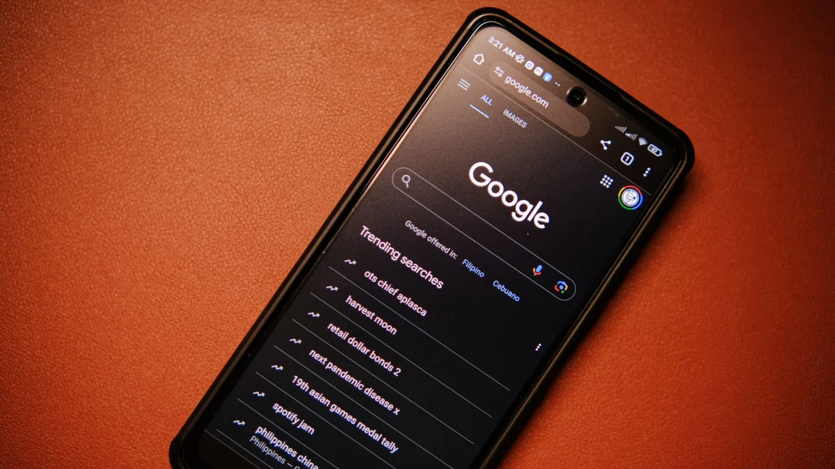 Google (GOOGL) Employee Charged with $1.2M Insider Trading Bet