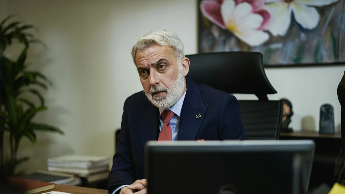 BP (BP) Ousted Chairman Albert Manifold Rejects Conduct Allegations