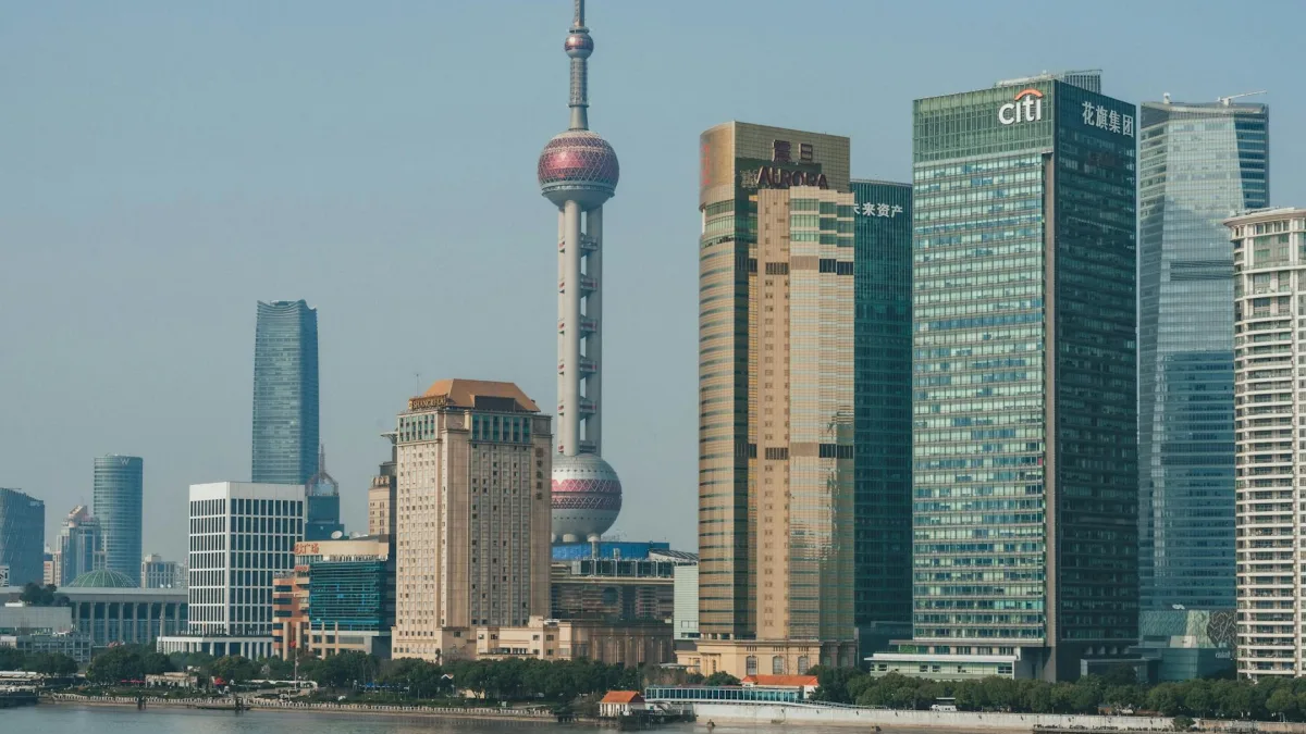 PBOC Directs Chinese Banks to Boost Lending Amid Credit Weakness