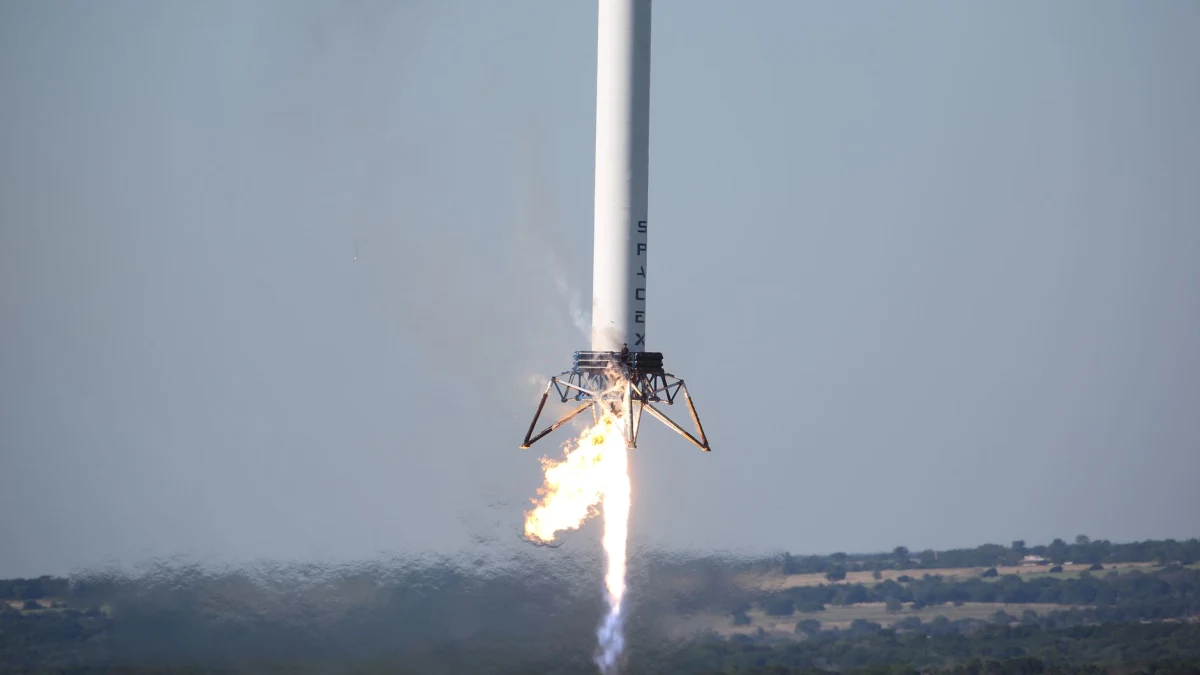 Blue Origin New Glenn rocket explosion during Florida test