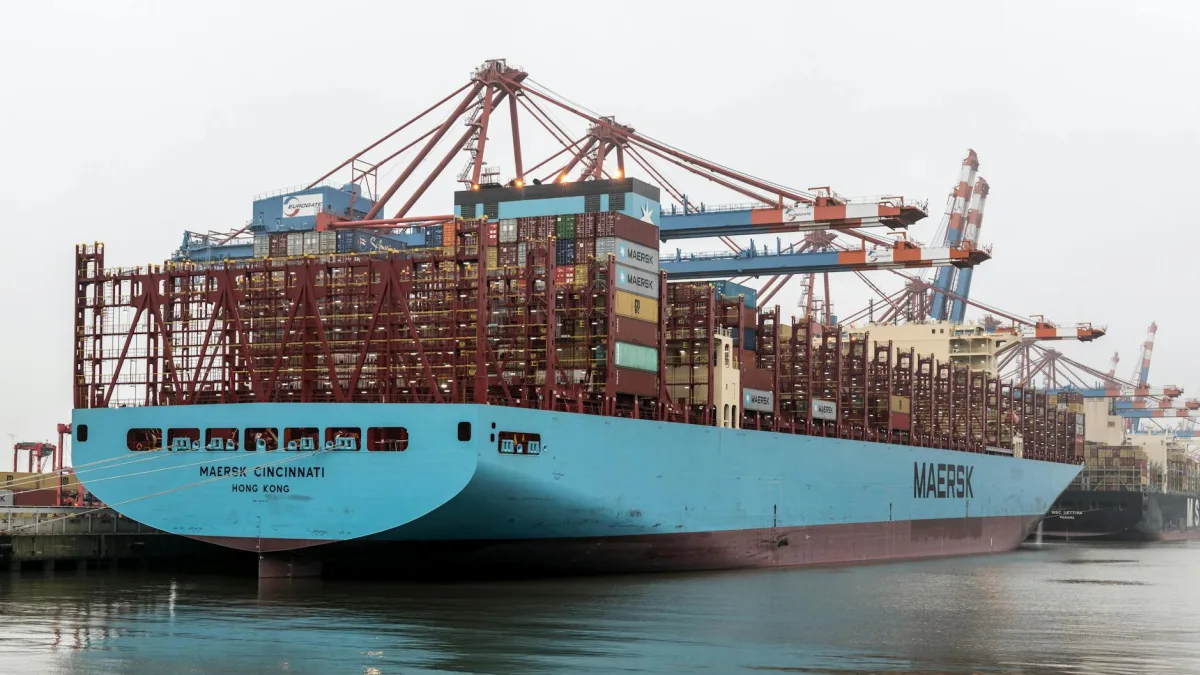 China's Oil Imports Drop to 6.78M Barrels Per Day Amid Crisis