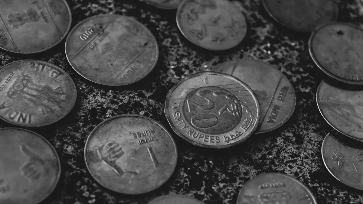 Indian Rupee Outlook Amid Rising Oil Prices