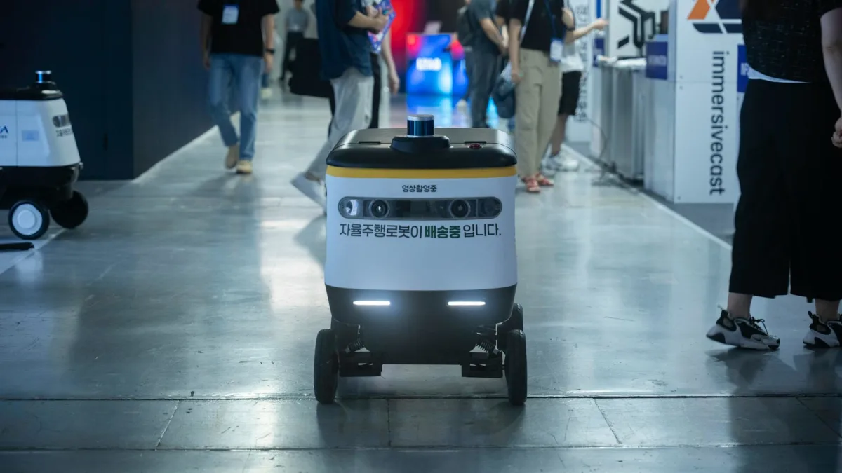 AI Investments: Focus Shifts Beyond Chipmakers in Asia