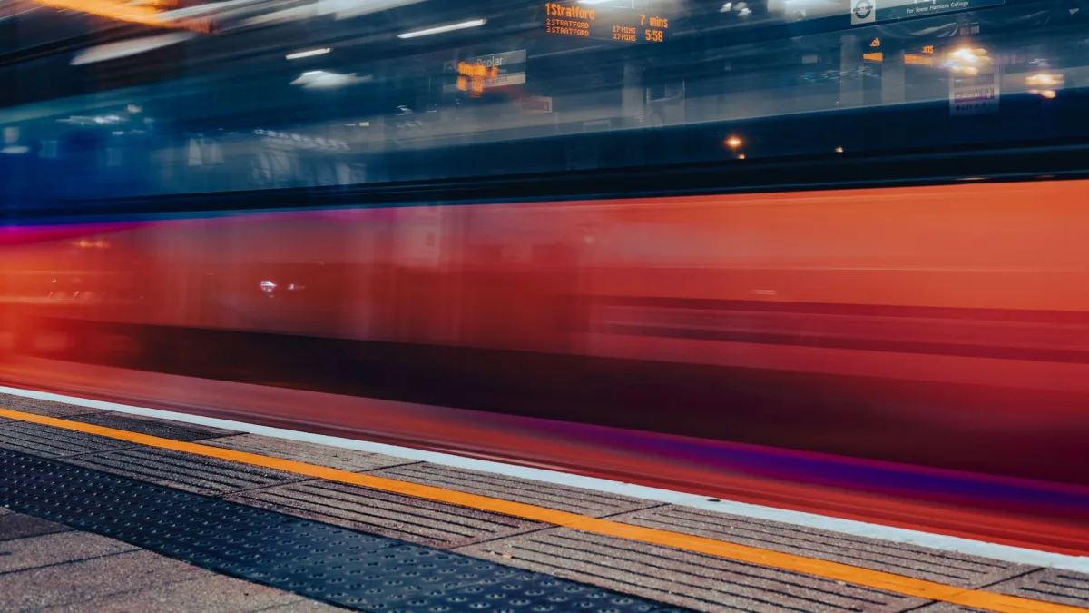 UK Train Wi-Fi Speed to Improve 90% in £57M Government Plan