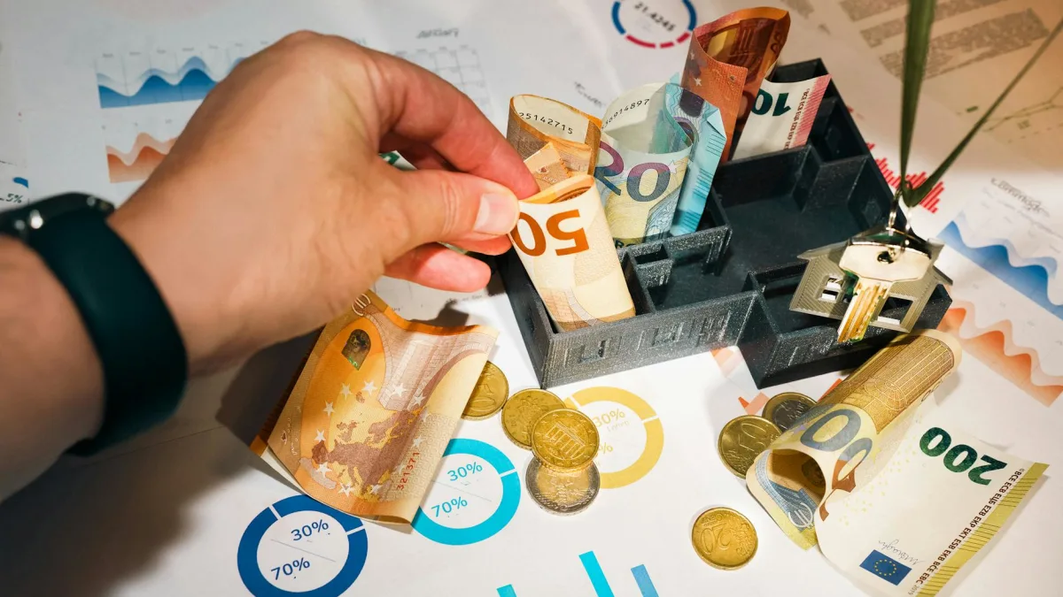 Savings Interest Rates Offer Up to 4.1% APY as of May 2026