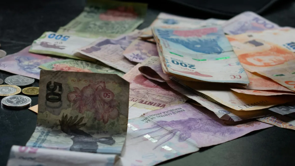 Money Market Account Offers Up to 4.01% APY as Rates Decline