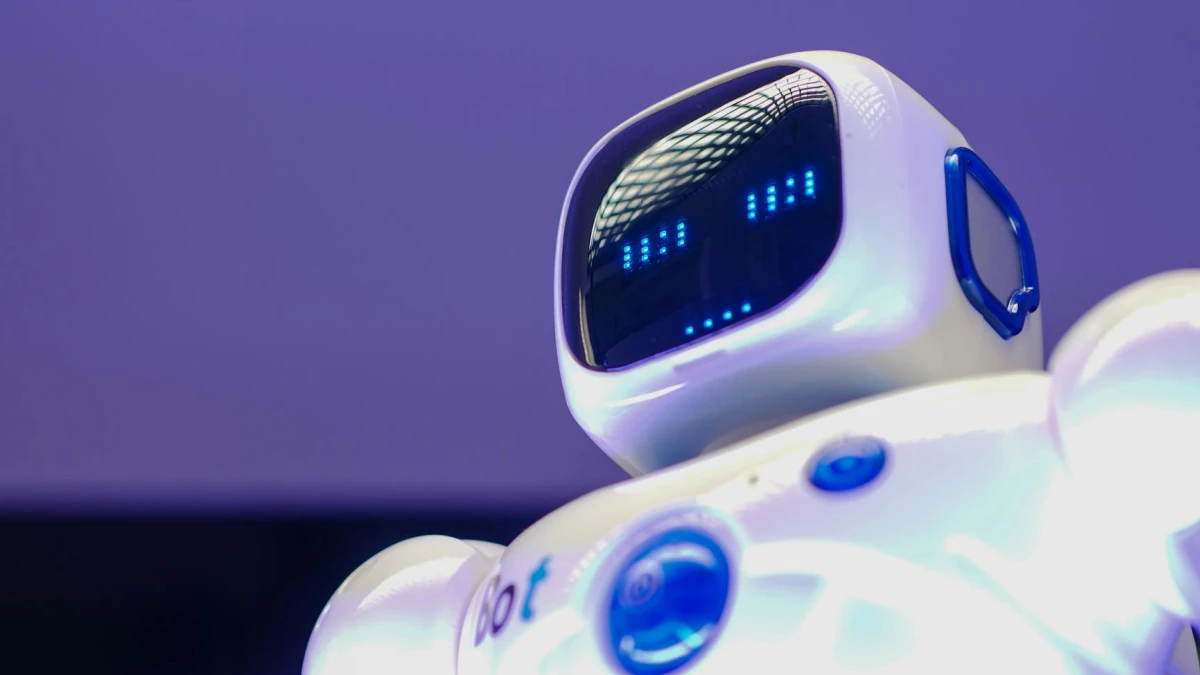 SoftBank (9984) Invests €75B for AI Infrastructure in France