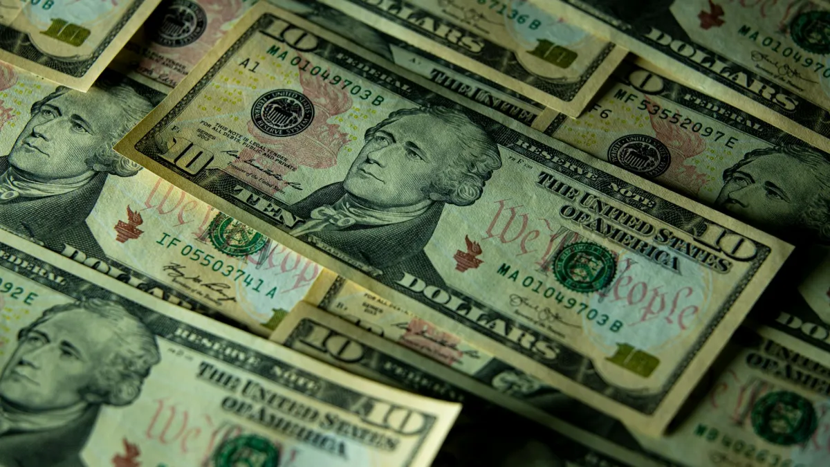 Treasury Yields Drop: 10-Year Note at 4.432% Amid Ceasefire Hopes
