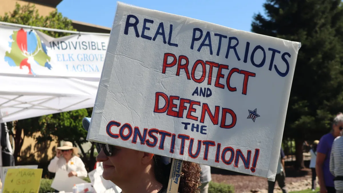 Democrats Focus on Affordability, Not Trump Impeachment After Midterms