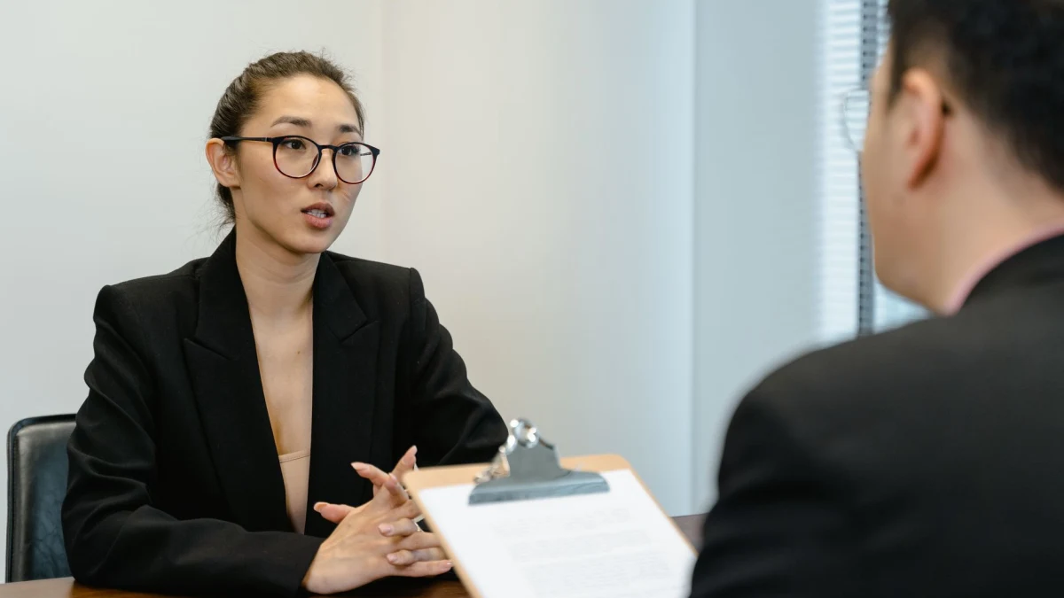 Job Offering in China Draws 1,000 Applications in 48 Hours