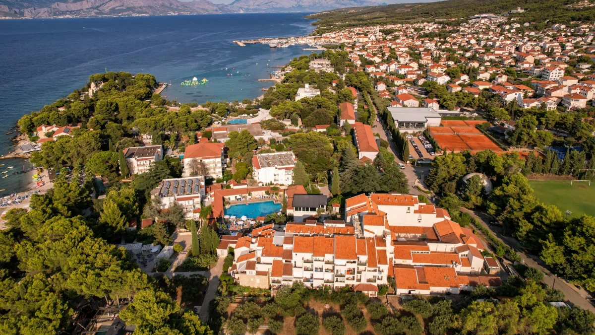 Kushner family's $4B resort plan faces protests in Albania